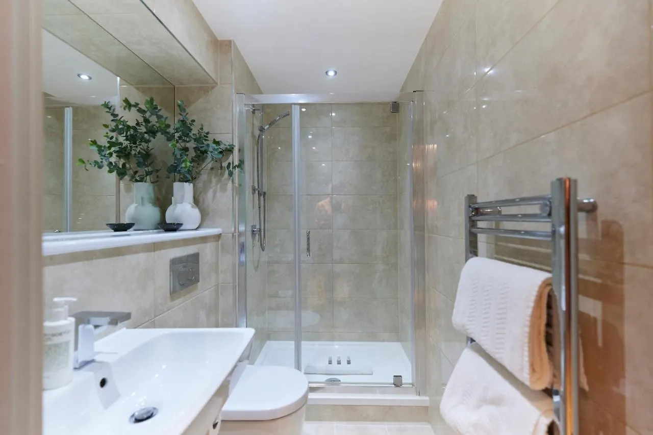 Apartamento The Limehouse Cut Place - Spacious 2Bdr Flat With Balcony Londres