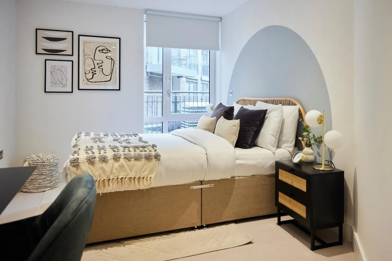 The Limehouse Cut Place - Spacious 2Bdr Flat With Balcony Londres Apartamento
